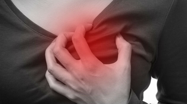 Mulher infarta diferente do homem: como tratar o ataque cardíaco feminino