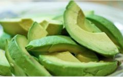 15 razões por que você deve comer 1 abacate todos os dias