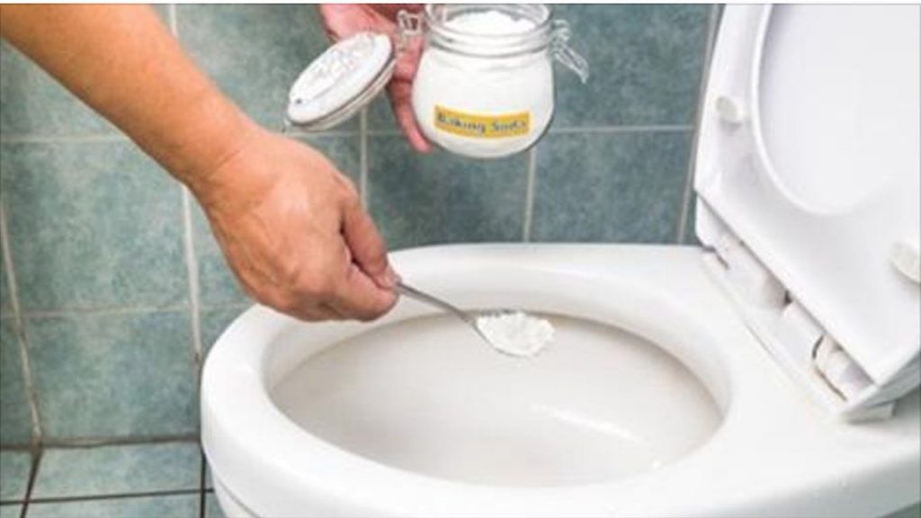 Receita Caseira para Limpar o Banheiro, Matar Bactérias e Eliminar Odores