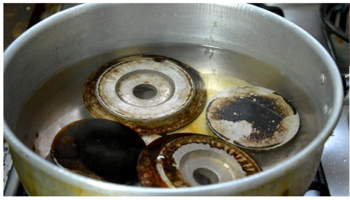 Bocas do fogão queimadas: dois truques simples para limpar