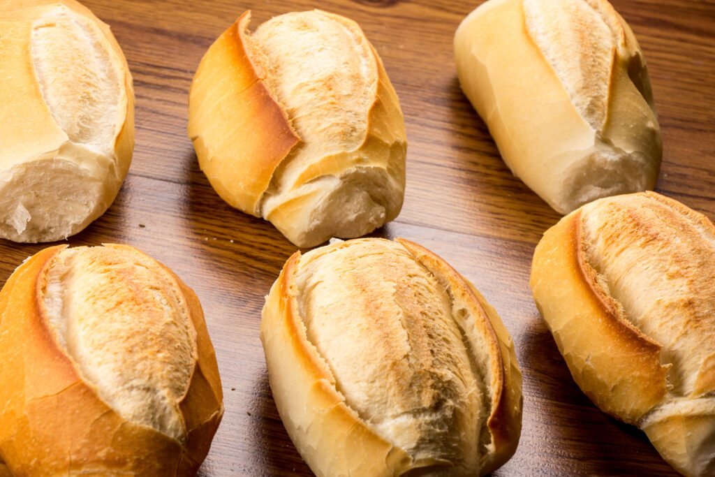 5 Receitas Irresistíveis de Pão Francês para Todos os Momentos